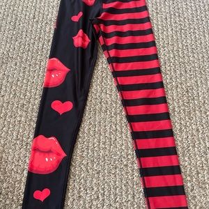 Valentine’s Day leggings